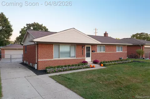 15036 Nola St, Livonia, MI 48154