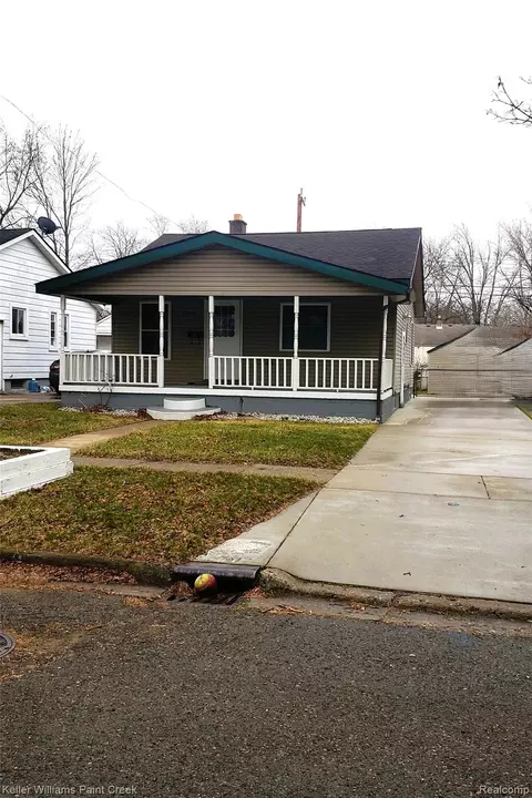 195 W Strathmore Ave, Pontiac, MI 48340
