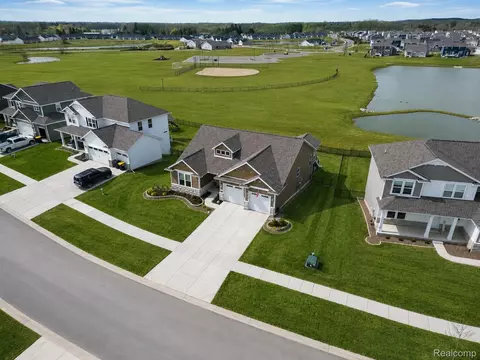 2138 Gambrel Ln, Marion, MI 48843