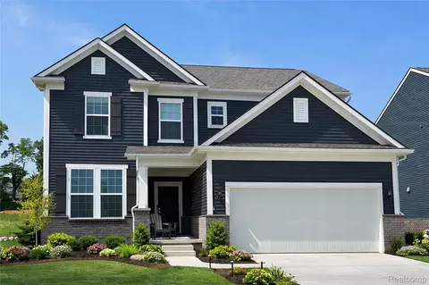 622 Gretchen Ln, Saline, MI 48176