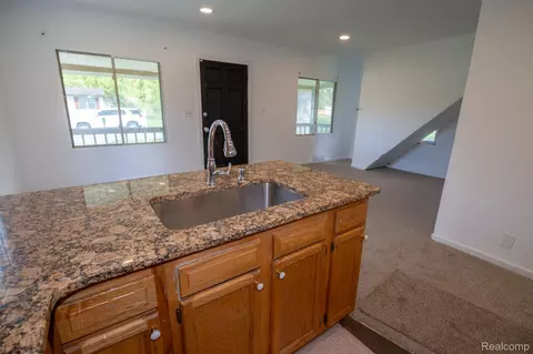 Kitchen - 35799 Park Pl, Romulus, MI 48174 photo 6 of 6