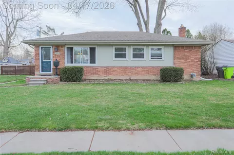 23804 Demley Dr, Clinton Township, MI 48035