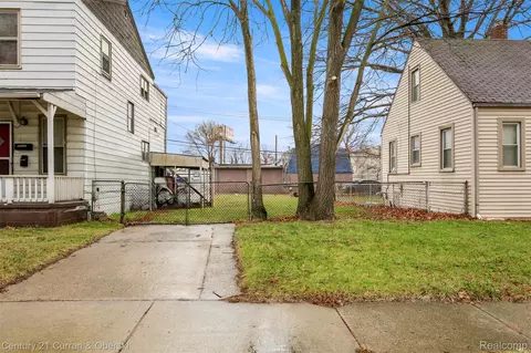 11352 Rivard Ave, Warren, MI 48089