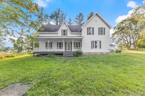 1865 N Blacks Corners Rd, Goodland, MI 48444