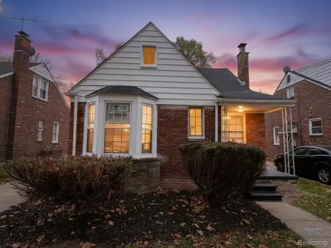 16306 Carlisle St, Detroit, MI 48205