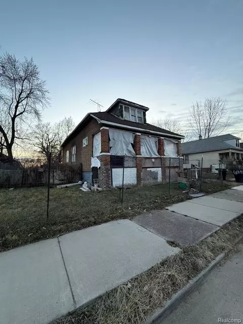 6125 Proctor St, Detroit, MI 48210