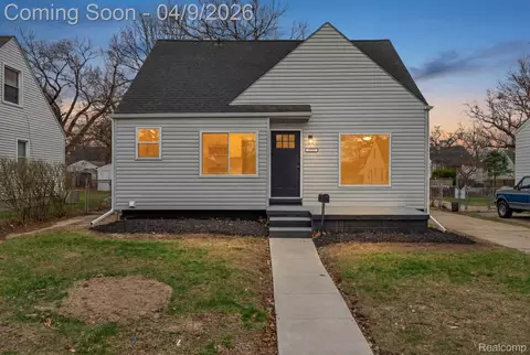 1705 W Troy St, Ferndale, MI 48220