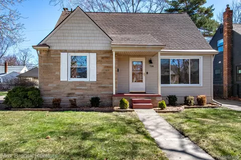 718 Meadowdale St, Ferndale, MI 48220