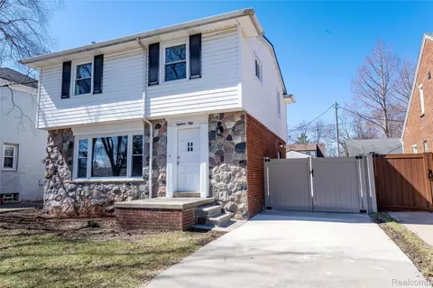 1850 21st St, Wyandotte, MI 48192