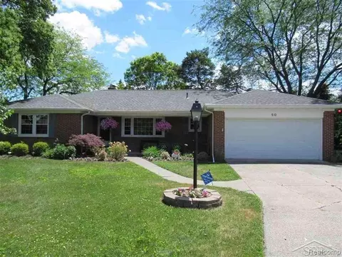 50 Shadyside Ct, Saginaw, MI 48638