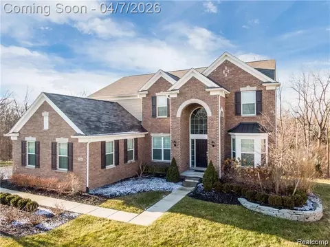 37840 Ellerly Ln, Northville, MI 48167