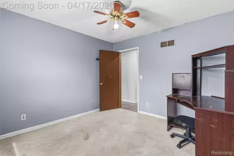 Bedroom - 3432 S State Rd, Davison, MI 48423 photo 2 of 6