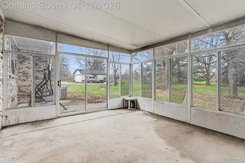Exterior - 3432 S State Rd, Davison, MI 48423 photo 3 of 9