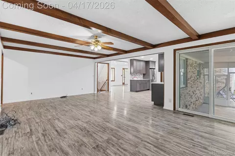 Living - 3432 S State Rd, Davison, MI 48423 photo 8 of 8