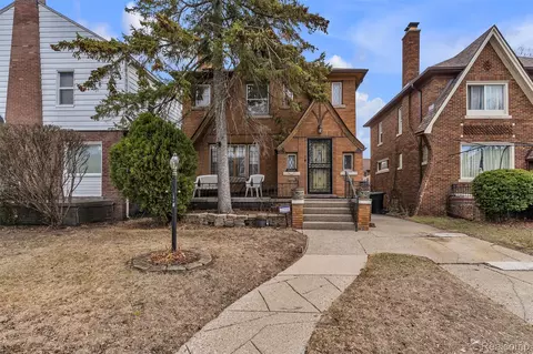 18944 Santa Barbara Dr, Detroit, MI 48221