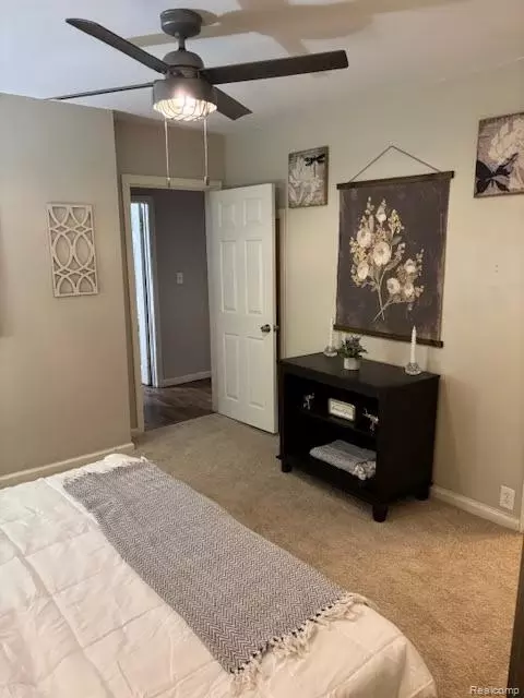 Bedroom - 7029 Jackson Ave, Warren, MI 48091 photo 3 of 5