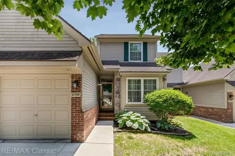 41769 Webster Ct, Novi, MI 48377