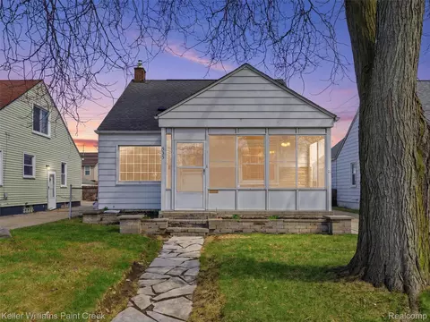 535 S Campbell Rd, Royal Oak, MI 48067