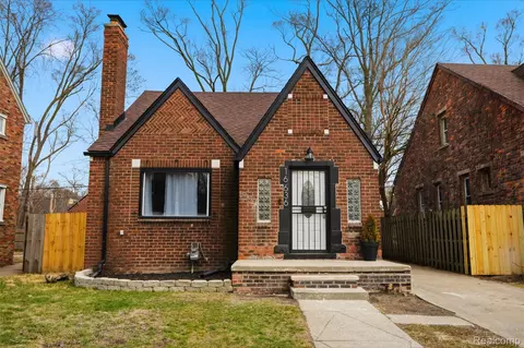 16636 Ardmore St, Detroit, MI 48235