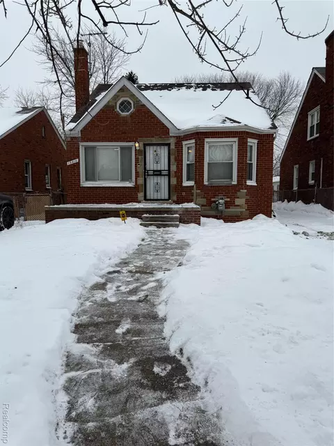 15414 Eastburn St, Detroit, MI 48205