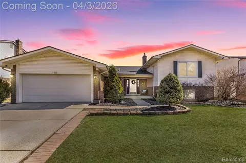 7016 Longwood Rd, Canton, MI 48187
