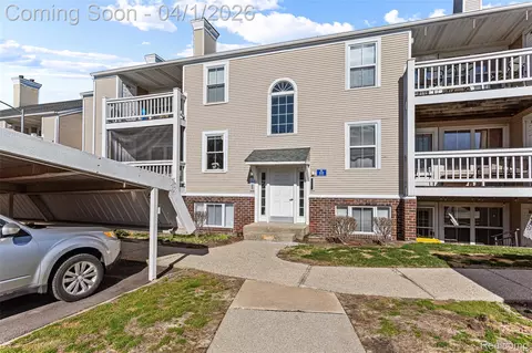 111 Fieldcrest St #201, Ann Arbor, MI 48103