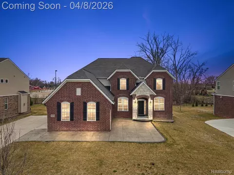 4054 Jayden Ct, Sterling Heights, MI 48314