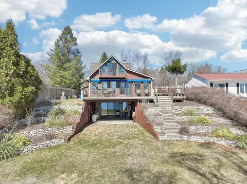 3641 Mann Rd, Village Of Clarkston, MI 48346