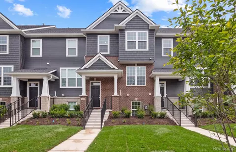 352 N Sydney Ct, Plymouth, MI 48170