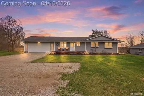 9272 Green Rd, Goodrich, MI 48438