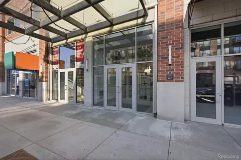 350 N Main St #816, Royal Oak, MI 48067