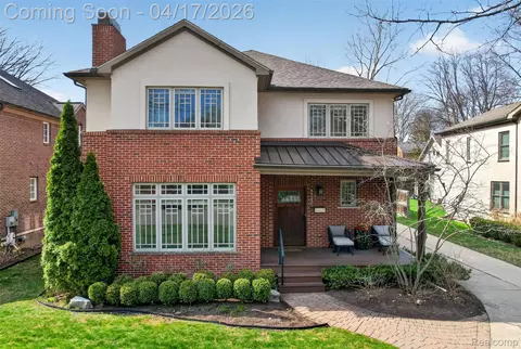 1742 Latham St, Birmingham, MI 48009