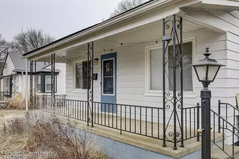 1636 W Troy St, Ferndale, MI 48220