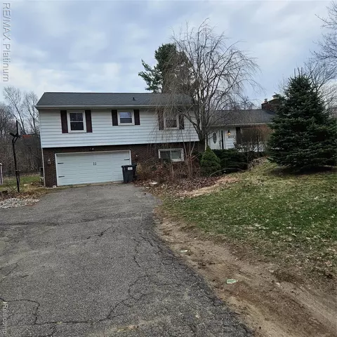 203 S Burkhart Rd S Burkhart Rd, Marion, MI 48843