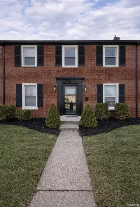 14058 Greenview Rd, Detroit, MI 48223