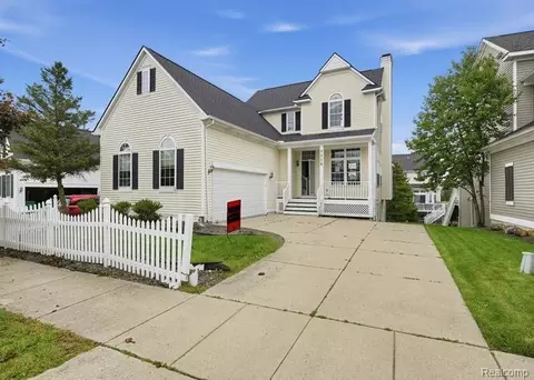 1219 Portsmouth Dr, Marion, MI 48843