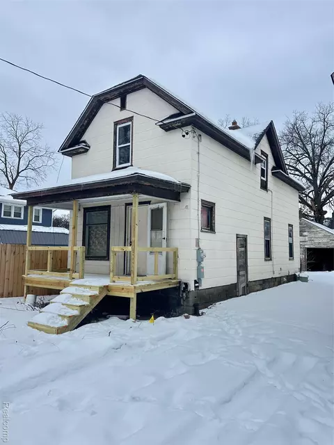 1239 Poplar St, Flint, MI 48503