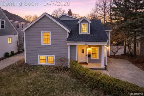 1834 Fairview St, Birmingham, MI 48009