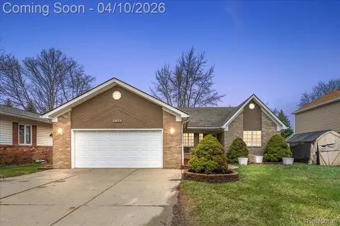 3075 Chicago Rd, Warren, MI 48092