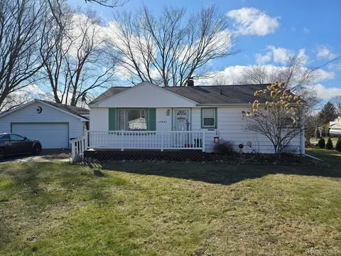 11421 Wing Dr, Vienna, MI 48420