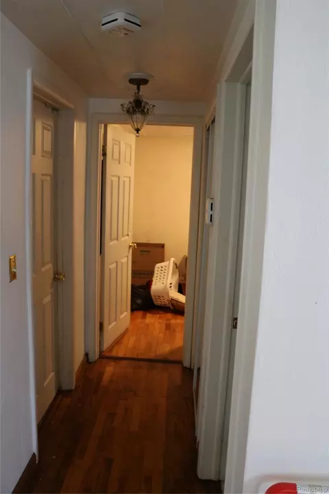 Entry Way - 11421 Wing Dr, Vienna, MI 48420 photo 2 of 3