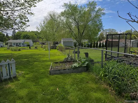 Exterior - 11421 Wing Dr, Vienna, MI 48420 photo 2 of 4