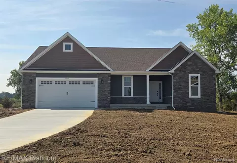 7502 Skylar Ct, Mundy, MI 48473