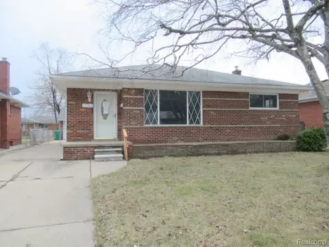 17716 Veronica Ave, Eastpointe, MI 48021