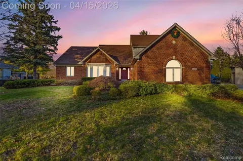 14855 Brompton Ct, Shelby Township, MI 48315