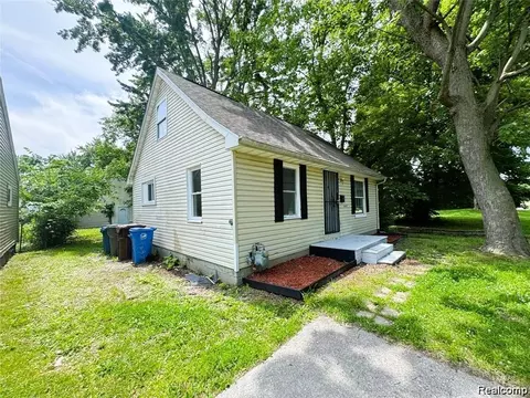 26439 Hopkins St, Inkster, MI 48141