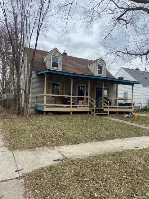 640 Crawford St, Flint, MI 48507