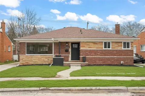 23510 Wildwood St, Oak Park, MI 48237
