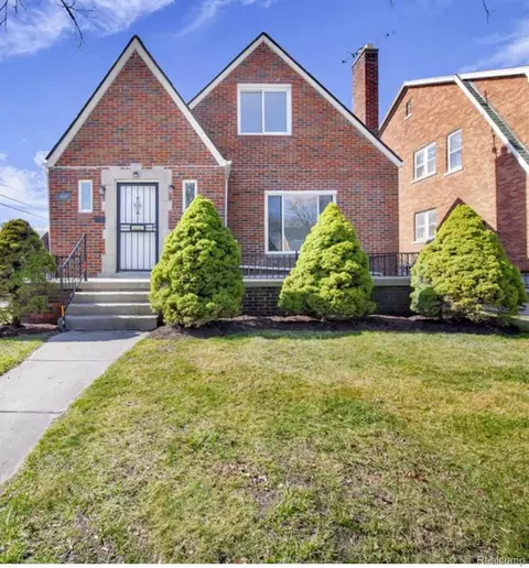 16801 Washburn St, Detroit, MI 48221