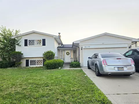 36177 Waltham Dr, Sterling Heights, MI 48310